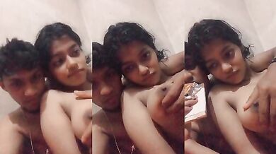 College girl Khusbu ki boobs dabata boyfriend