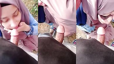 Cute 19+ Muslim girl blowjob in outdoor