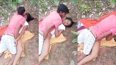 Dehati ladki Puja ki khet mein chudai