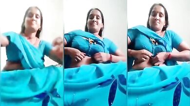 Bhabhi apni blowse khol kar boobs daba rahi hai