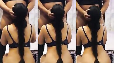 College girl Deepti ne blowjob diya apne boyfriend ko