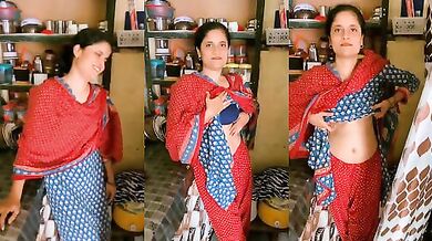 Bhabhi apne devar ko apni boobs dikhati hui