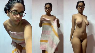 Young UP girl removes the towel